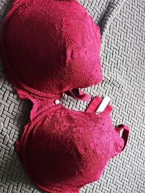 Lace Push-Up Bra - Burgandy